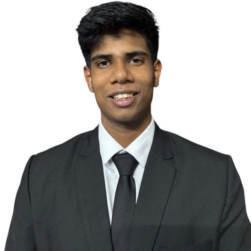 MBA CET topper student portrait – Admitted to Top B-School – The Top Percentile