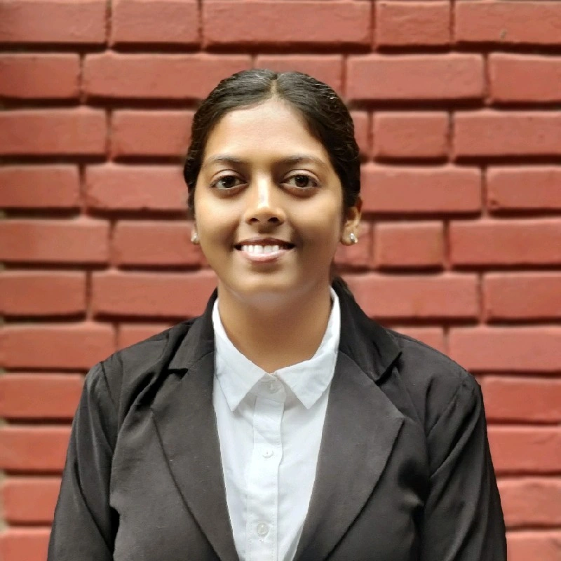 MBA CET topper student portrait – Admitted to Top B-School – The Top Percentile